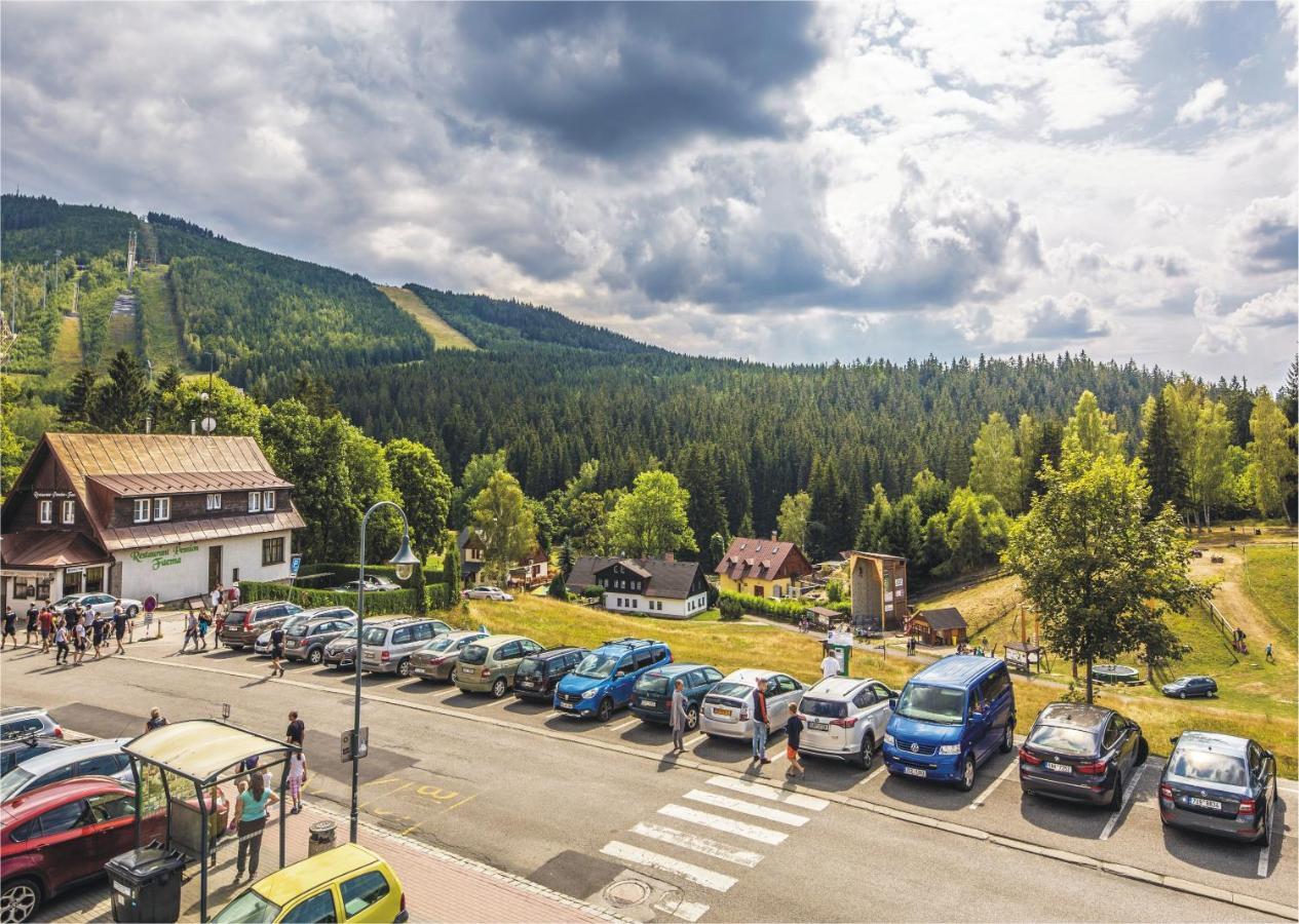 Grand Harrachov Pension V Centru Kültér fotó